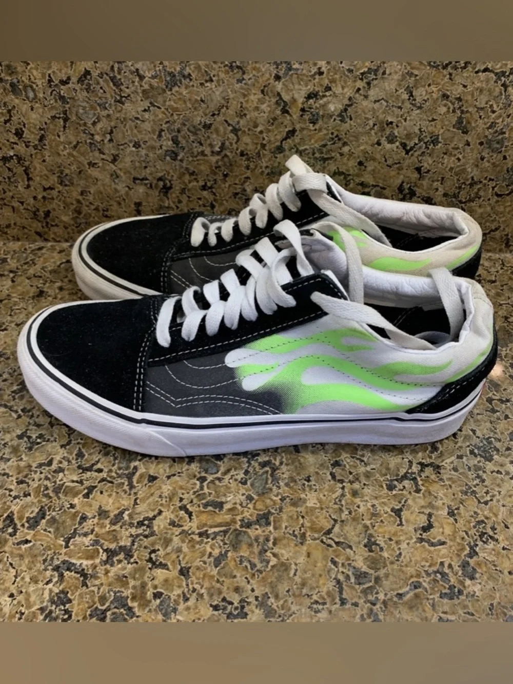 Men’s Low-Top Vans Sneakers in Brown Sole and White Upper with neon green flame